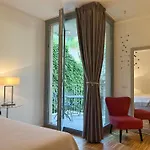 Residenza I Melograni - *