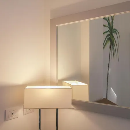 Residenza I Melograni - شقة دومازو