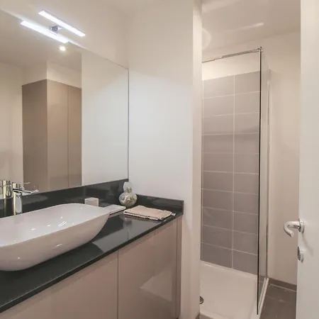 Residenza I Melograni - شقة دومازو