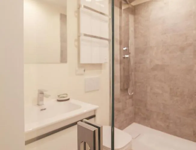 Residenza I Melograni - *